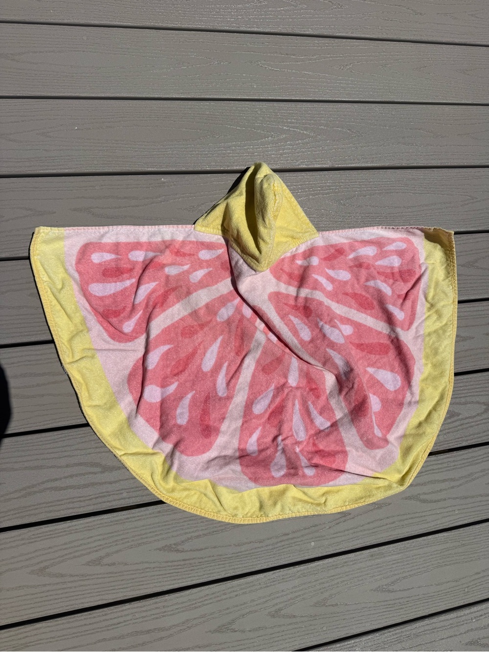Pottery Barn Kids Fruit Hooded Towel 🍋